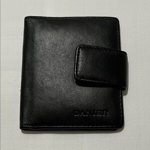 NWT DANIER Men’s Black Leather Card Holder Mini Snap Fold Wallet Holds 6 cards